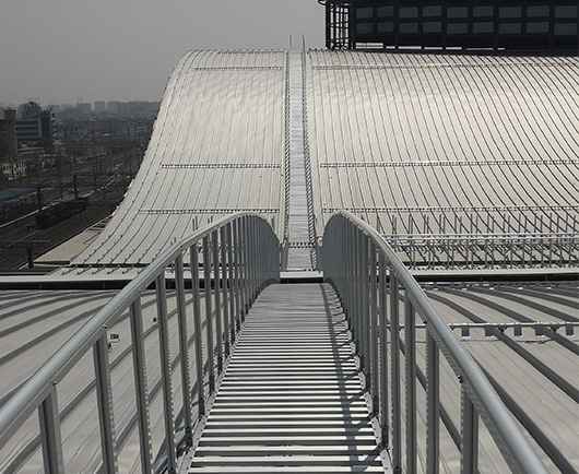 Aluminum Roof Walkway